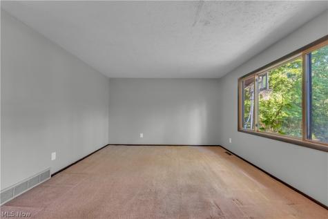 27371 Bagley Road Olmsted Twp OH 44138