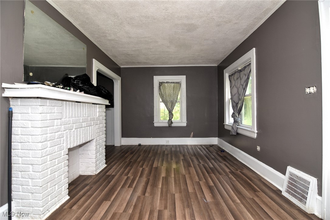 1490 Hillside Terrace Akron OH 44305