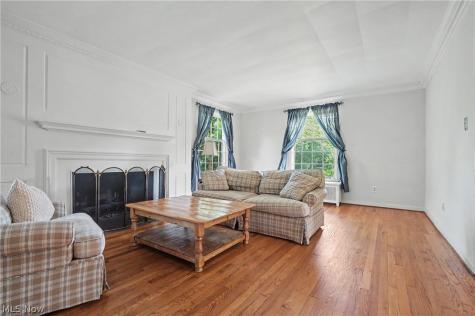 3396 Dorchester Road Shaker Heights OH 44120