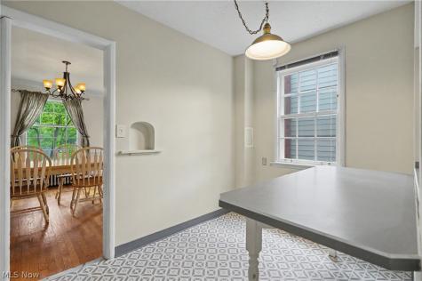 3396 Dorchester Road Shaker Heights OH 44120