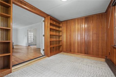 3396 Dorchester Road Shaker Heights OH 44120
