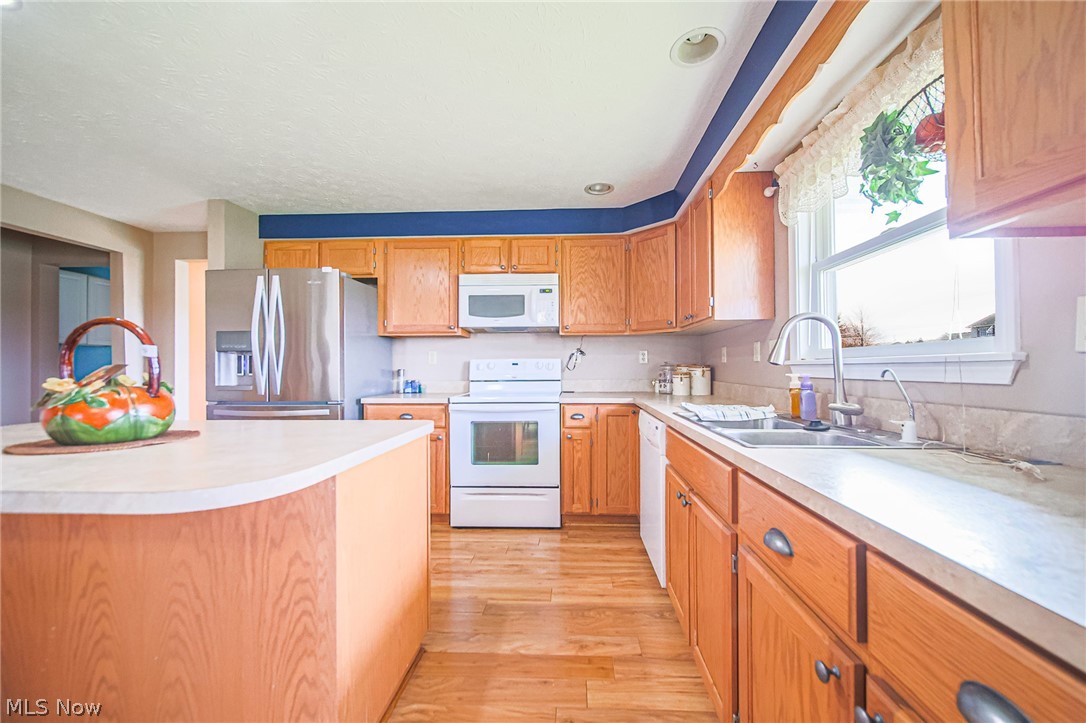 52 S Kansas Road Orrville OH 44667