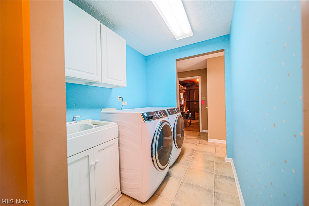 52 S Kansas Road Orrville OH 44667