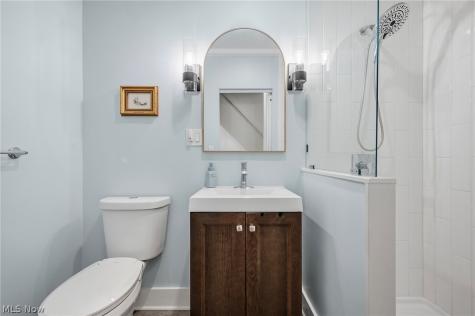 1655 Lauderdale Avenue Lakewood OH 44107