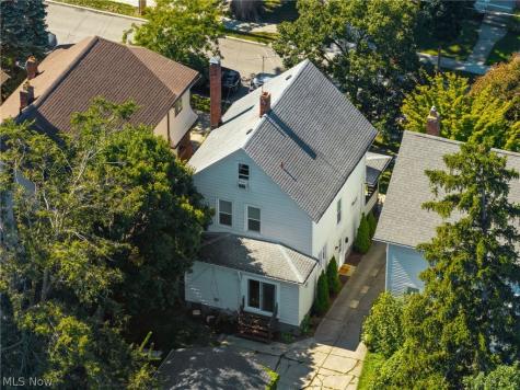 1655 Lauderdale Avenue Lakewood OH 44107