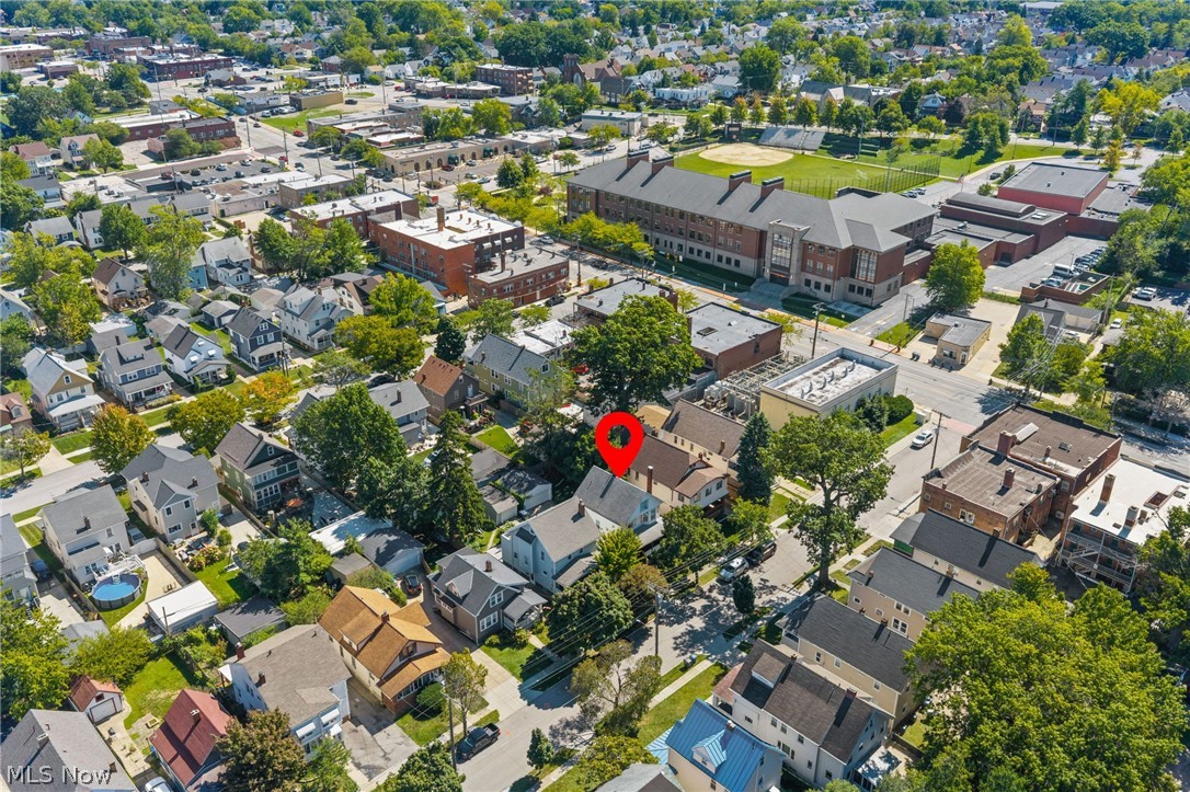 1655 Lauderdale Avenue Lakewood OH 44107