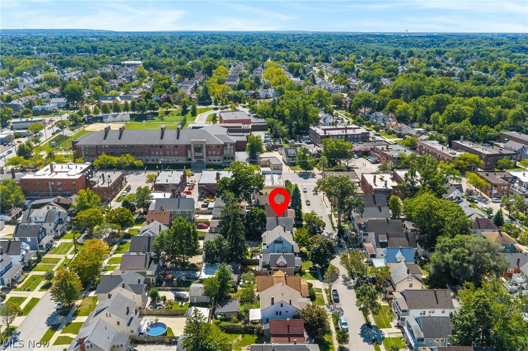 1655 Lauderdale Avenue Lakewood OH 44107