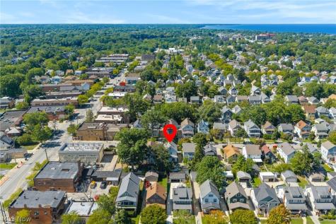 1655 Lauderdale Avenue Lakewood OH 44107