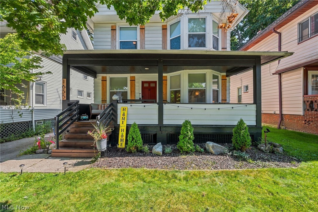 1655 Lauderdale Avenue Lakewood OH 44107