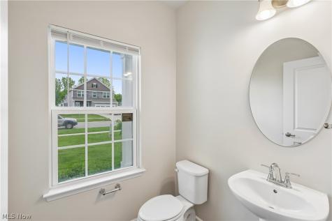 1594 Slick Rock Drive Painesville OH 44077