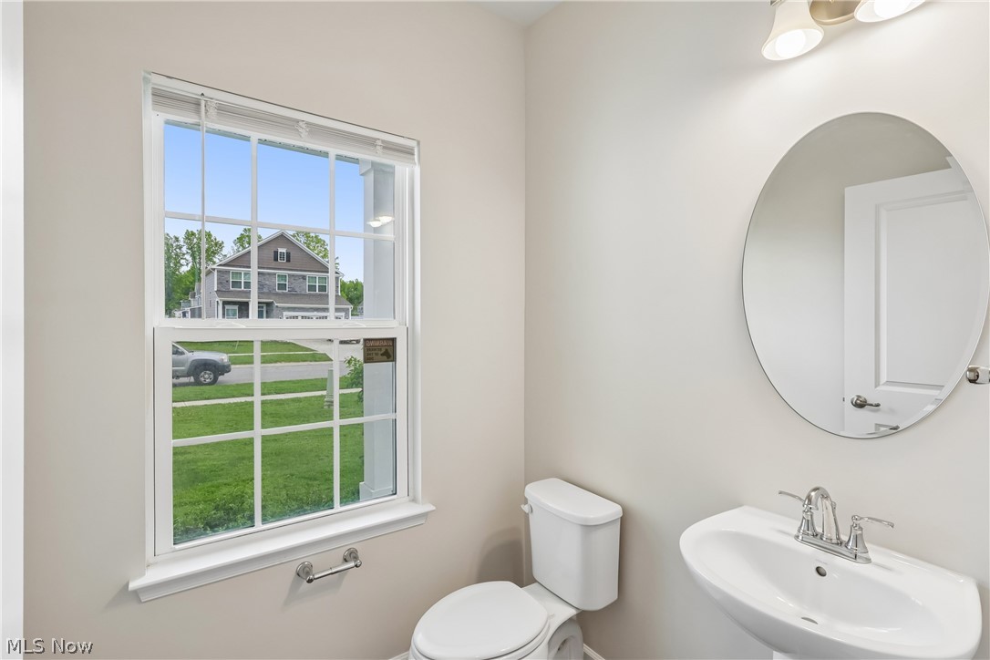 1594 Slick Rock Drive Painesville OH 44077