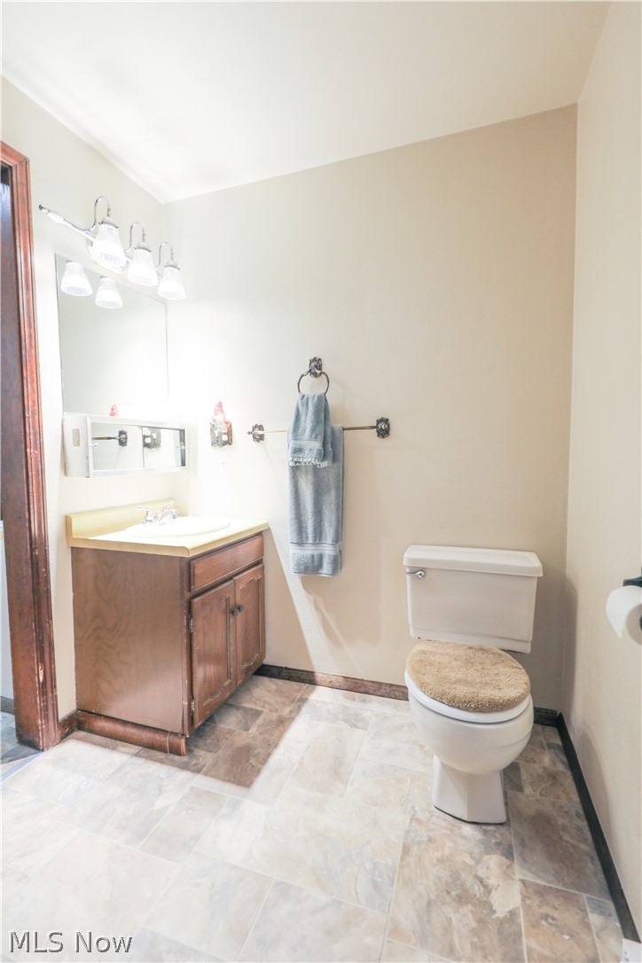 16241 Echo Valley Road Wellsville OH 43968