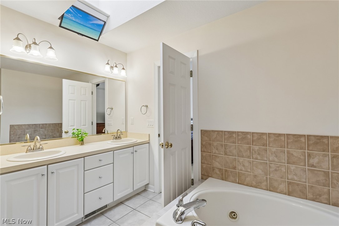 117 Country Club Drive SE Warren OH 44484