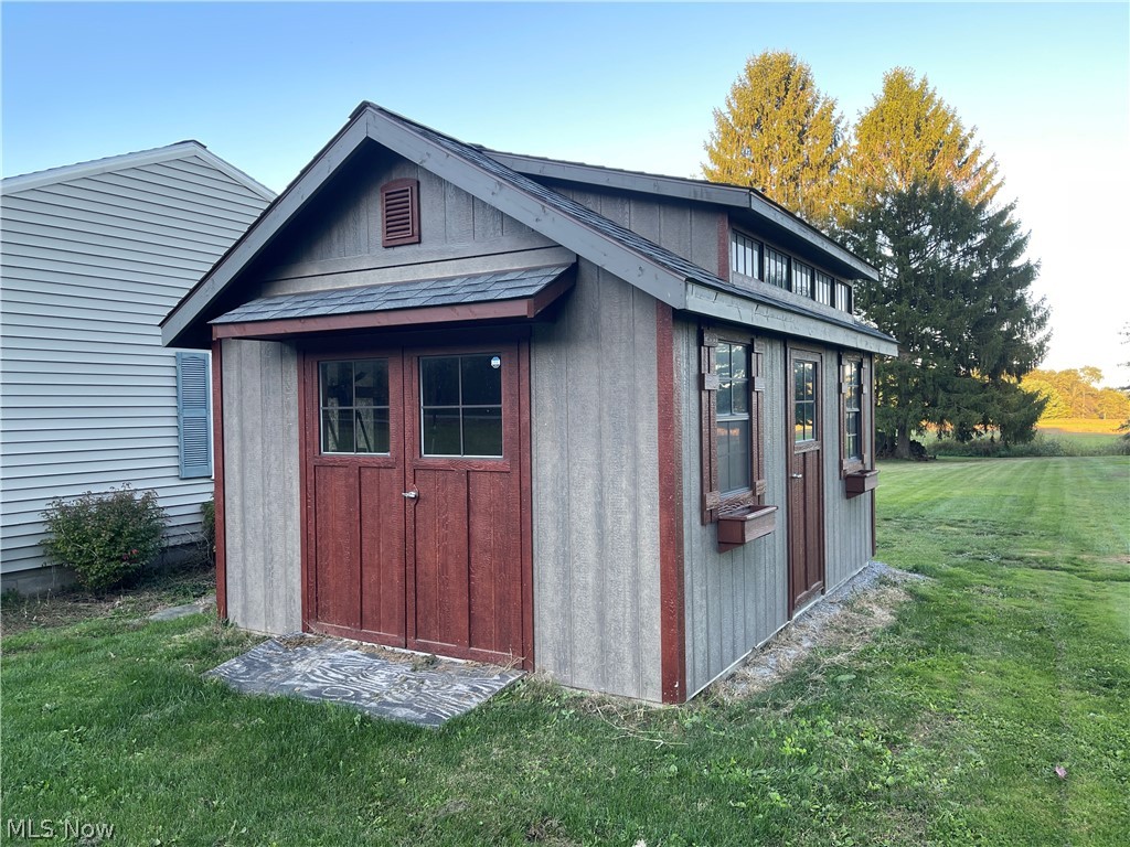10161 New Buffalo Road Canfield OH 44406