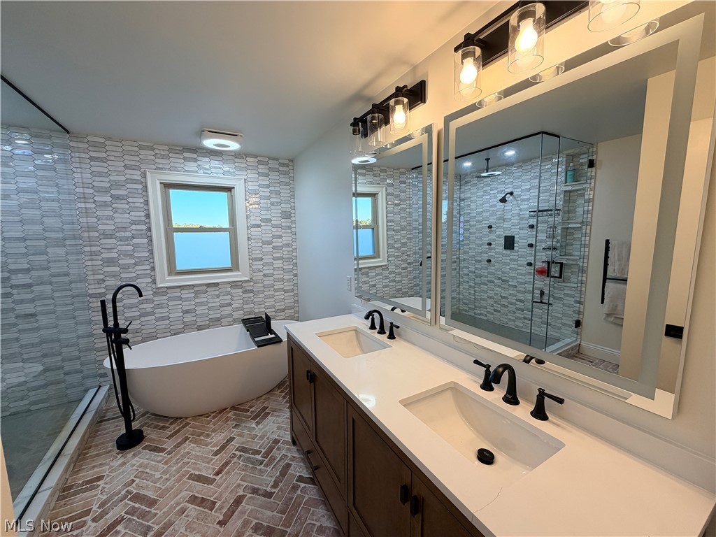 10161 New Buffalo Road Canfield OH 44406