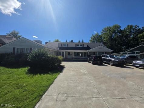 24750 S Woodland Road Beachwood OH 44122