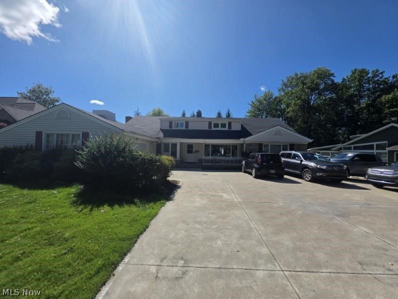 24750 S Woodland Road Beachwood OH 44122
