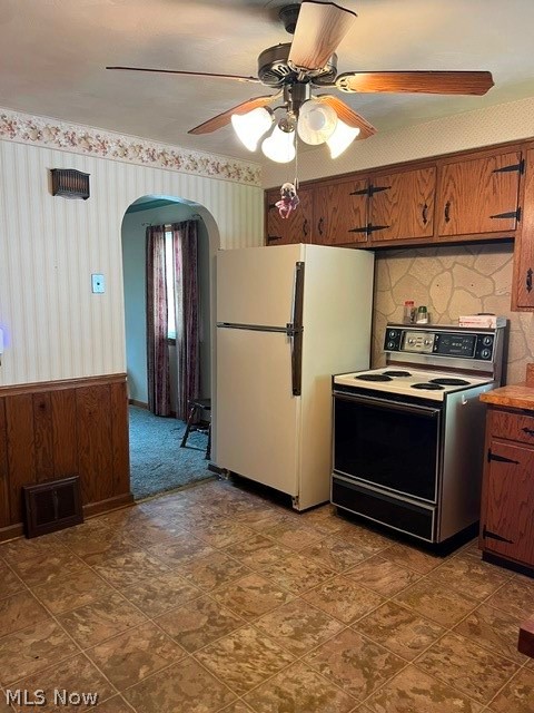 27 Woodland Drive New Middletown OH 44442