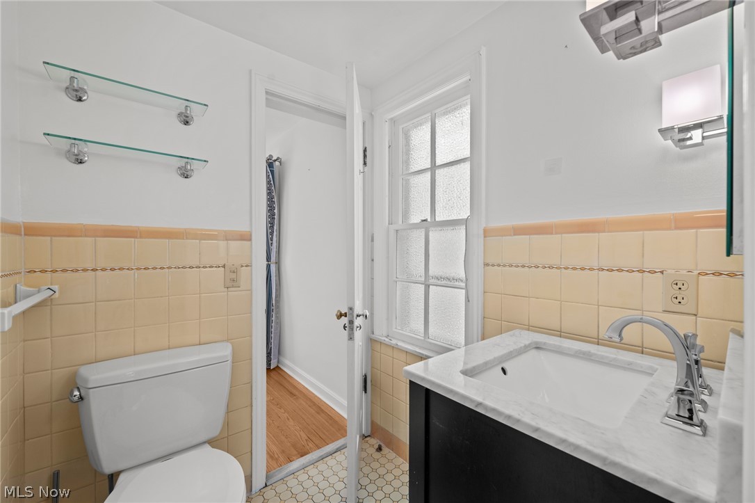 22626 Calverton Road Shaker Heights OH 44122
