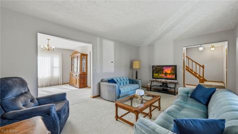 1560 Raywood Road Alliance OH 44601
