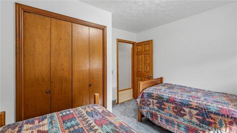 1560 Raywood Road Alliance OH 44601