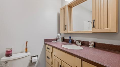 1560 Raywood Road Alliance OH 44601