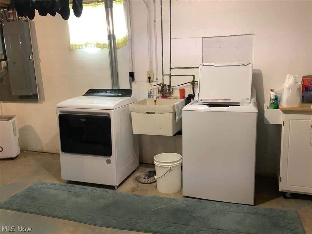 1560 Raywood Road Alliance OH 44601