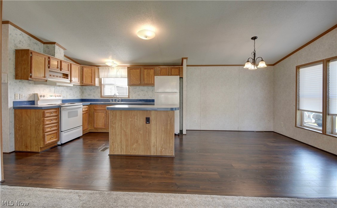 2955 Winklepleck Road NW Sugarcreek OH 44681