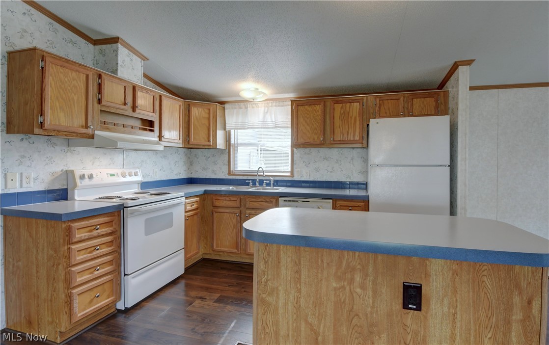 2955 Winklepleck Road NW Sugarcreek OH 44681