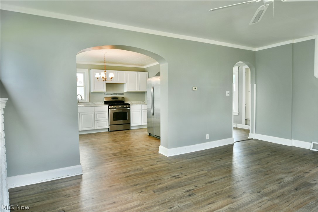 343 E Liberty Street Girard OH 44420