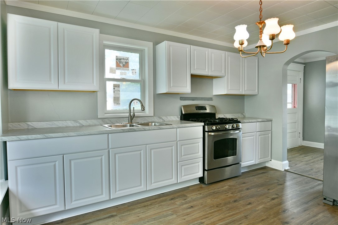 343 E Liberty Street Girard OH 44420