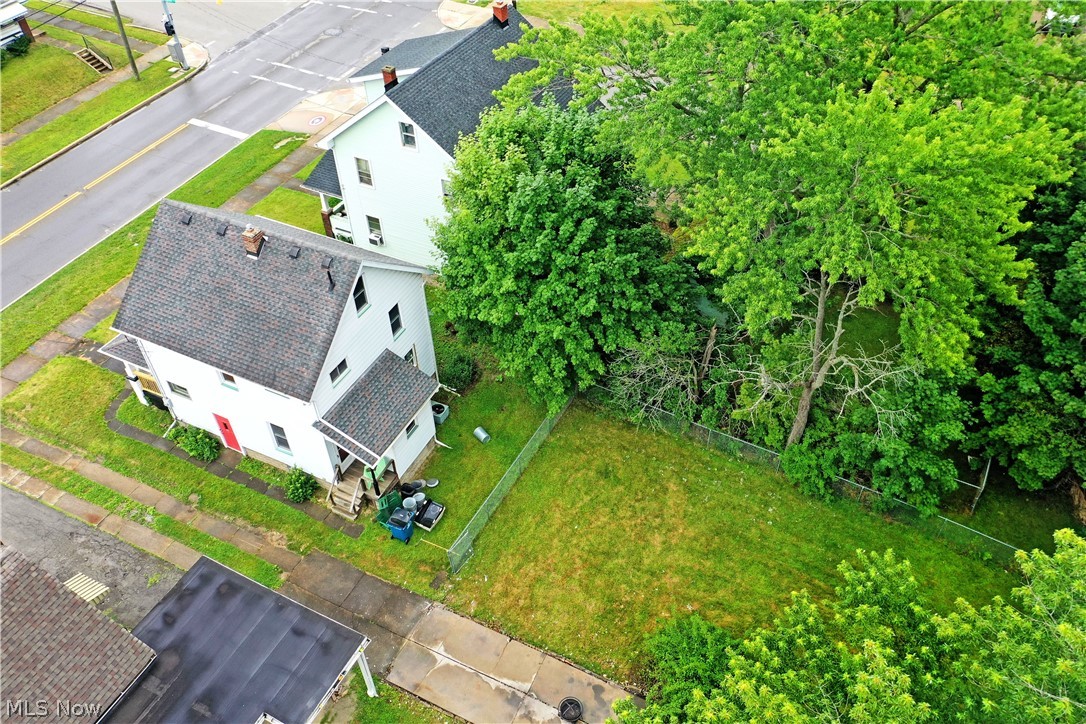 343 E Liberty Street Girard OH 44420