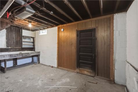1111 East Avenue Akron OH 44307