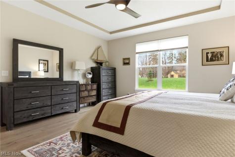 31523 Pier East Avon Lake OH 44012