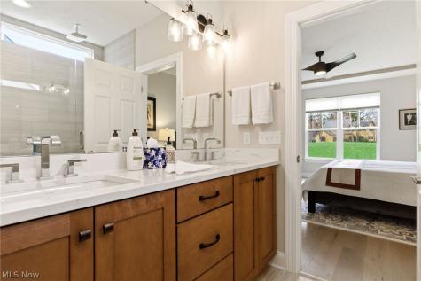 31523 Pier East Avon Lake OH 44012