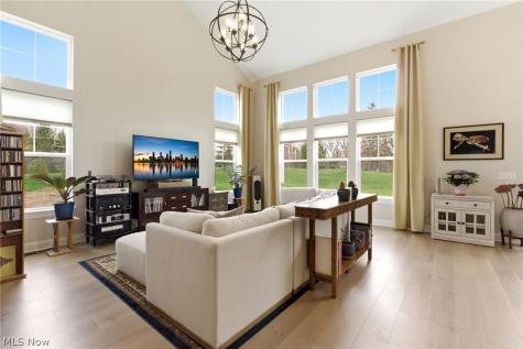 31523 Pier East Avon Lake OH 44012