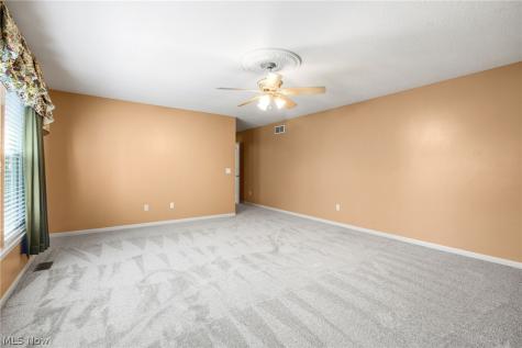 853 Edgar Lane Brunswick OH 44212