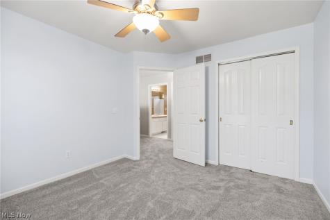 853 Edgar Lane Brunswick OH 44212