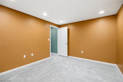 853 Edgar Lane Brunswick OH 44212