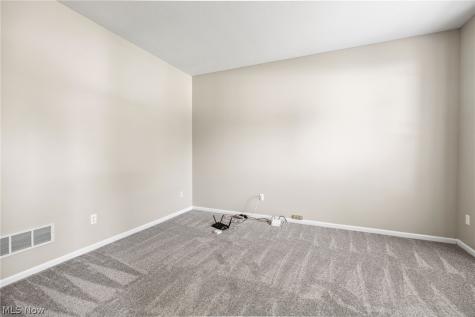 853 Edgar Lane Brunswick OH 44212