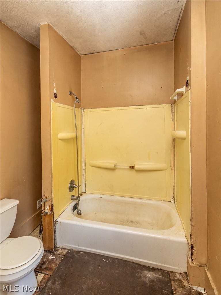 514 Reno Drive Louisville OH 44641