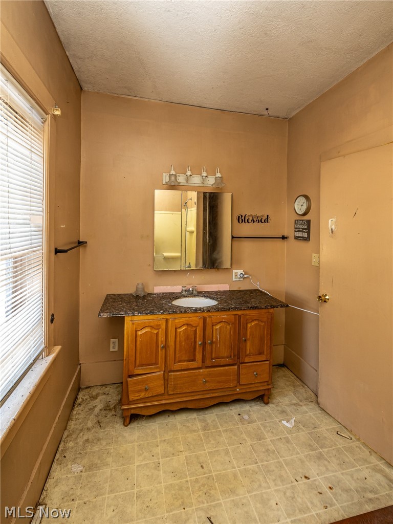 514 Reno Drive Louisville OH 44641