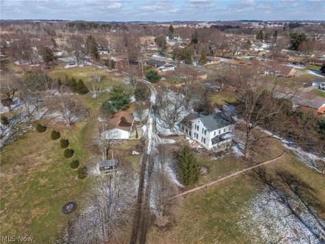 514 Reno Drive Louisville OH 44641