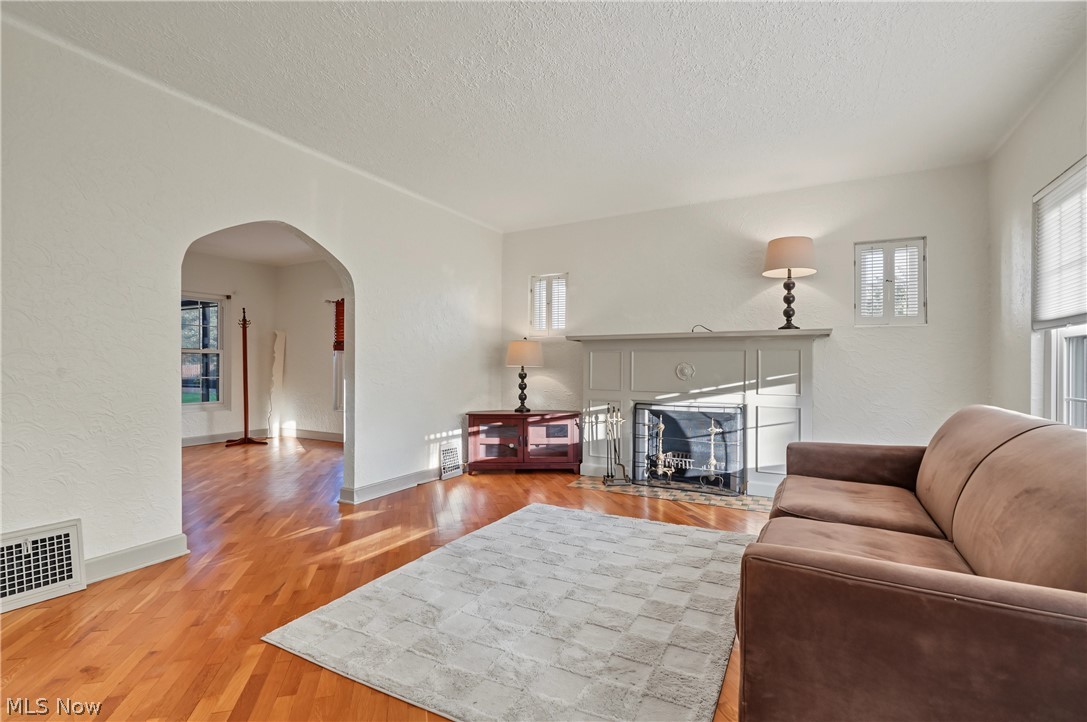832 Homewood Avenue Salem OH 44460