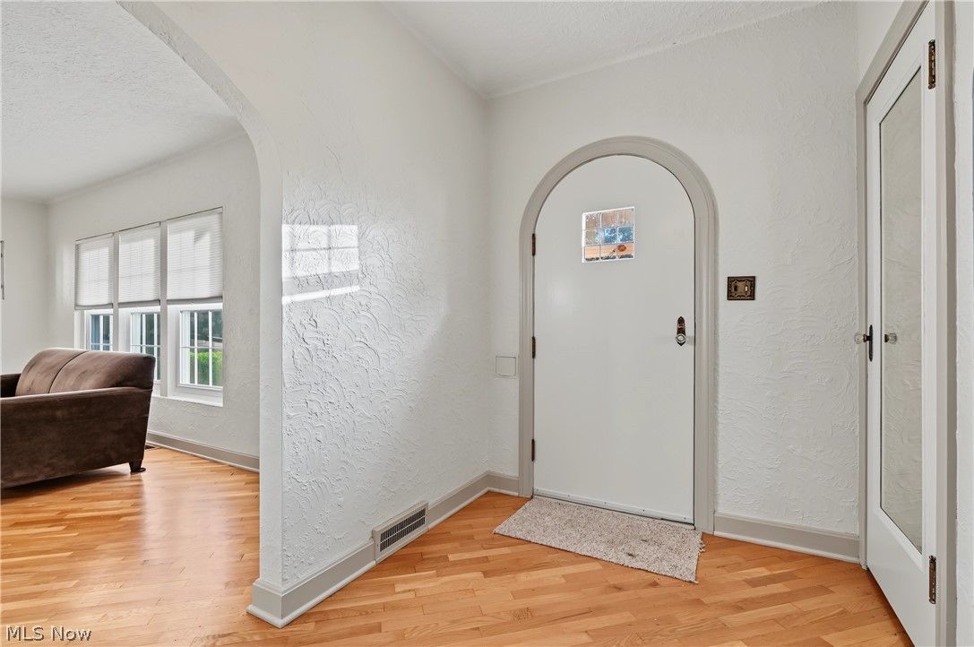 832 Homewood Avenue Salem OH 44460