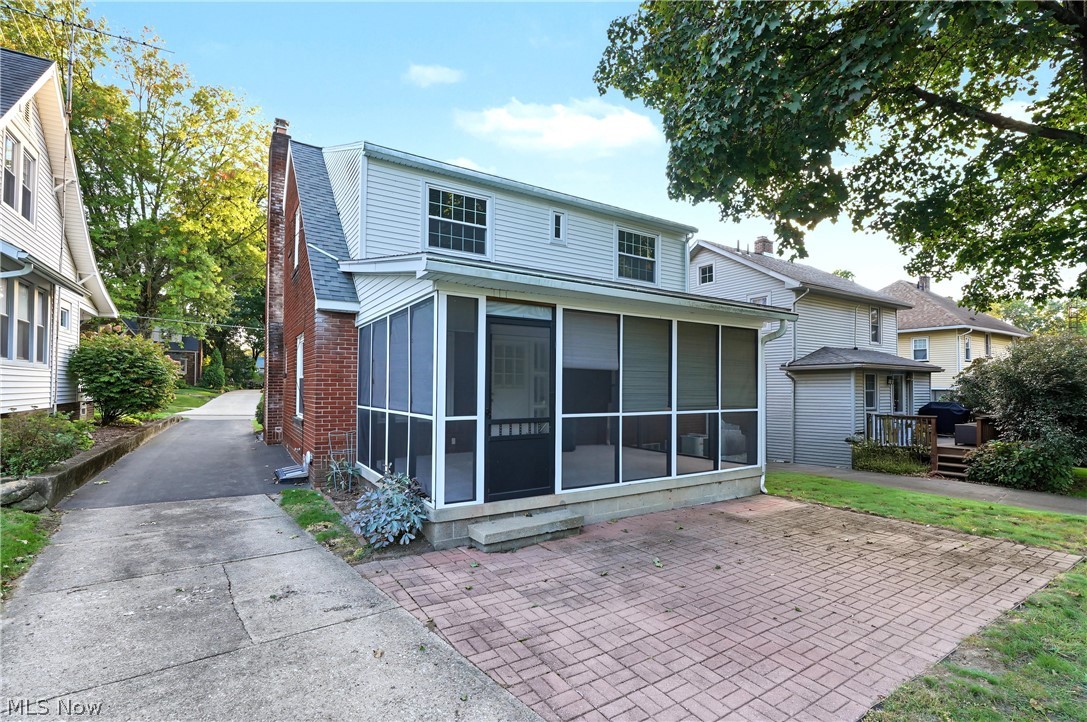 832 Homewood Avenue Salem OH 44460