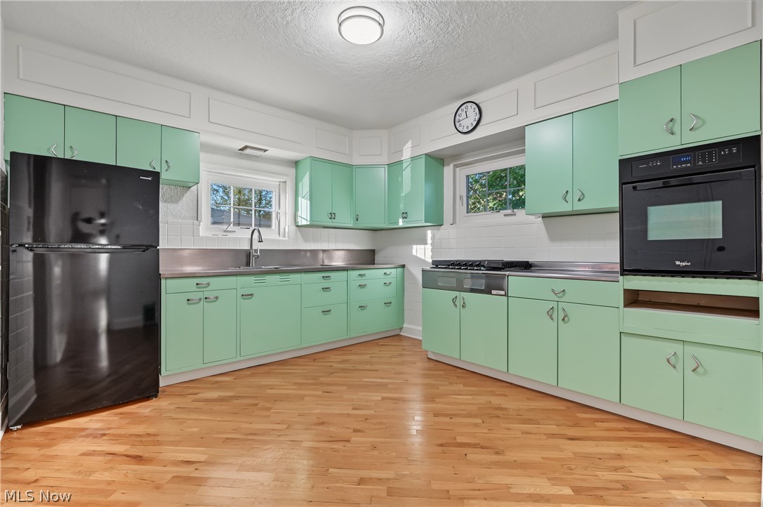 832 Homewood Avenue Salem OH 44460