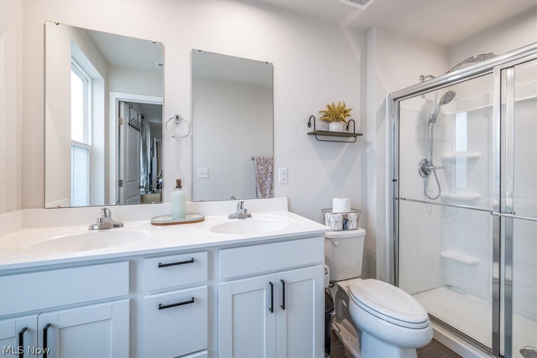 4784 Olivia Way Lorain OH 44053