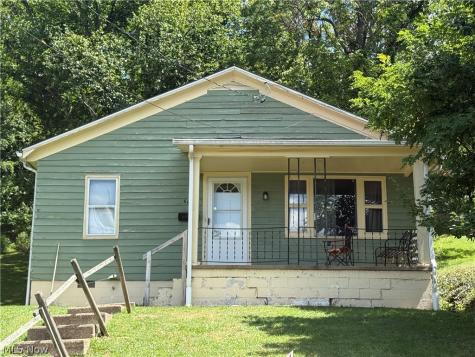 602 10th Street Marietta OH 45750