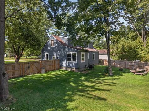 14269 Niagara Drive Strongsville OH 44136